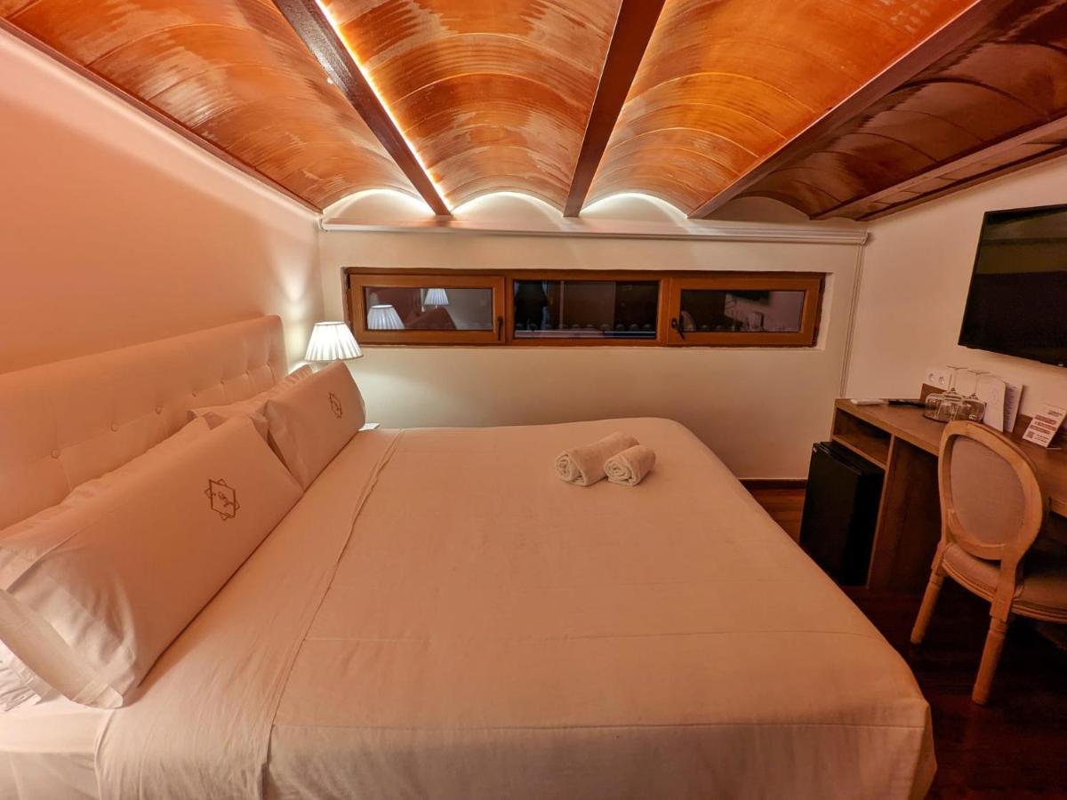 Hotel Catalina Valenza